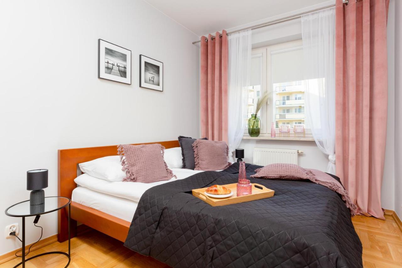 Mokotow Apartment Bluszczanska By Noclegi Renters وارسو المظهر الخارجي الصورة