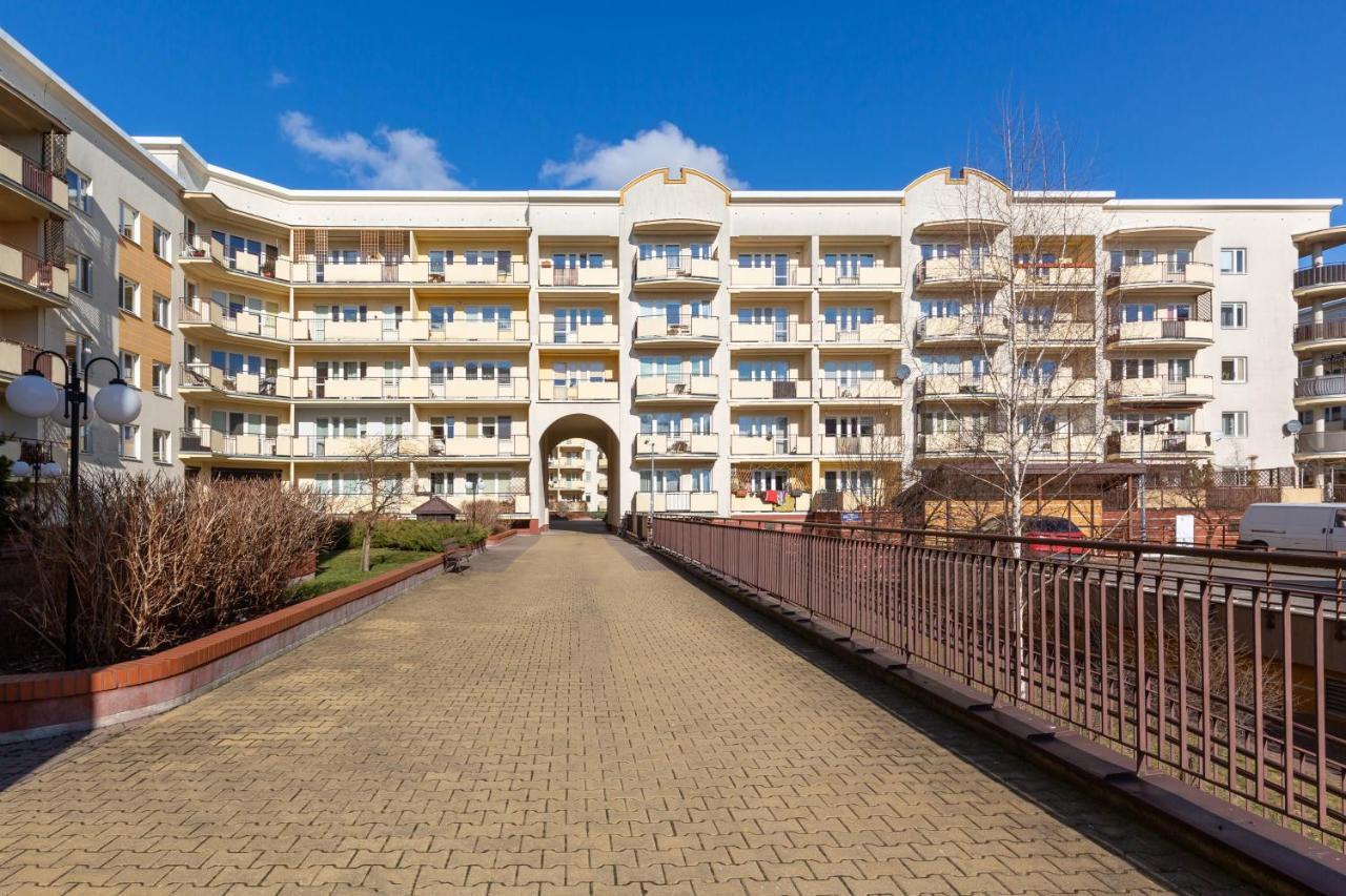 Mokotow Apartment Bluszczanska By Noclegi Renters وارسو المظهر الخارجي الصورة